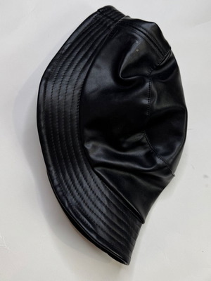 Bershka black leather hat medium like new