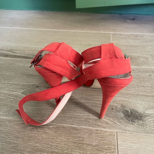 Suede shoes used coral, size 38