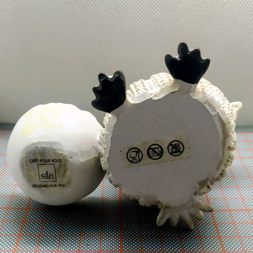 Polyresin hen egg holder like new, Easter decorative by SIA Home Fashion