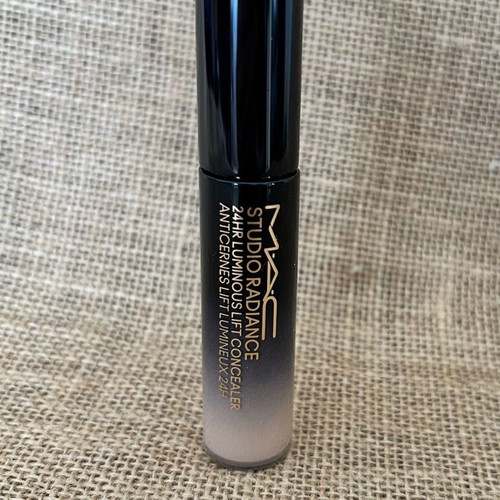 MAC Studio Radiance concealer new shade nc17.5