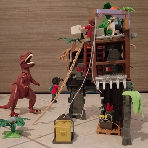 Playmobil Explorers Headquarters and T-Rex like new