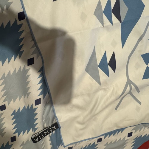 Kendia Beach Towel with Cyclades Design like new