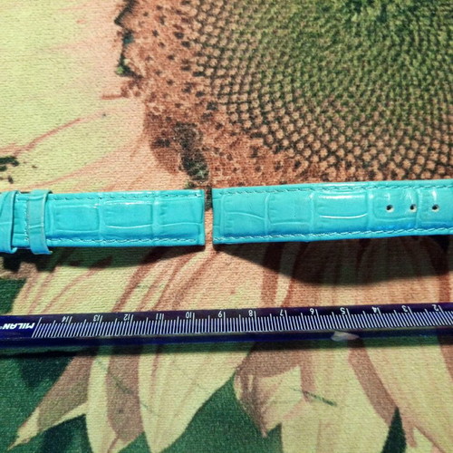 Alexi Andrioti leather watch strap beige used for 18mm lugs