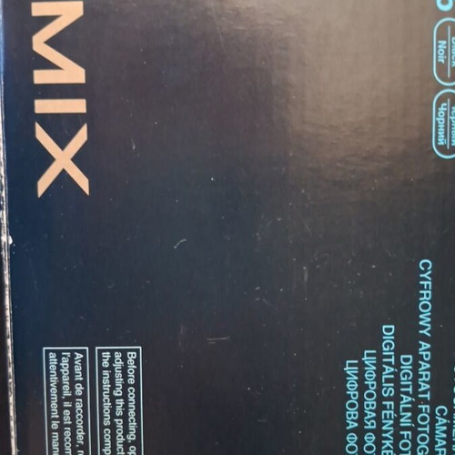 Panasonic Lumix DMC-LS75 camera used for parts with box and software