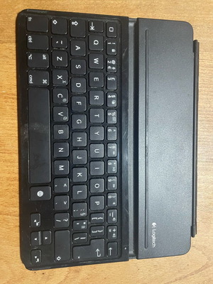 Logitech wireless keyboard for tablet used