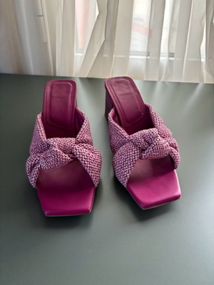 Hispanitas mules size 38 new, pink and purple
