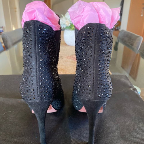 Luxury Rebel leather suede collectible ankle boots like new, black