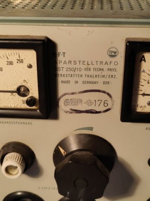 Variac RFT laboratory with measuring instruments used