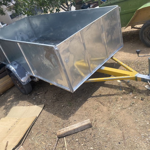 Large trailer 3 meters with removable sides, new