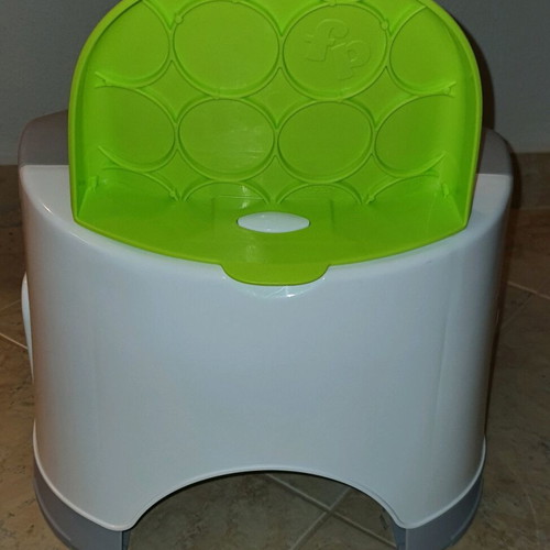Fisher-Price Yo-Yo Potty Chair like new
