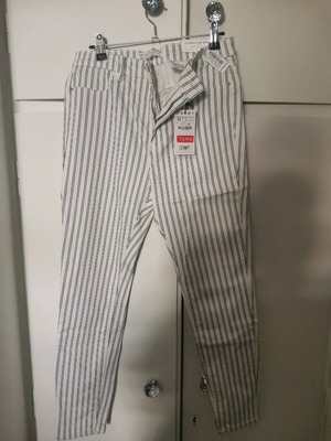 Stradivarius denim pants new, size XL 42 14