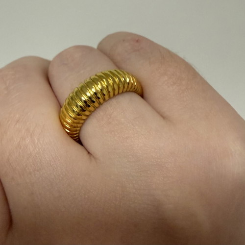 Loisir golden vintage iconic chic ring made of S925 silver, like new