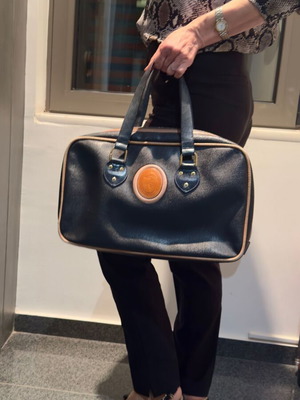 Γυναικία τσάντα Trussardi χειρός μαύρη σαν καινούργιο