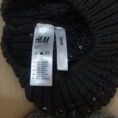 Knitted berets used, pack of 2, black and gray