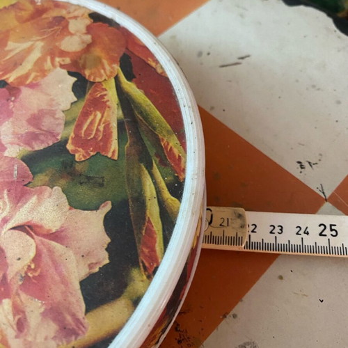 Plastic box used, round, 20 cm diameter, Greek made