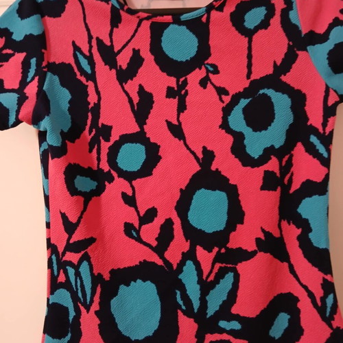 Fitted dress like new, size S-M, blue and pink