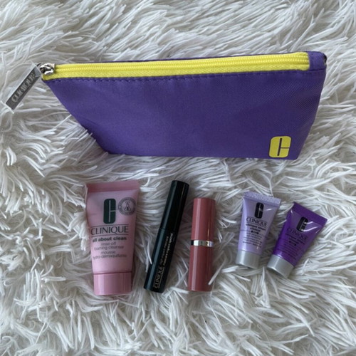 Clinique Beauty Set with Mini Products and Purple Pouch new