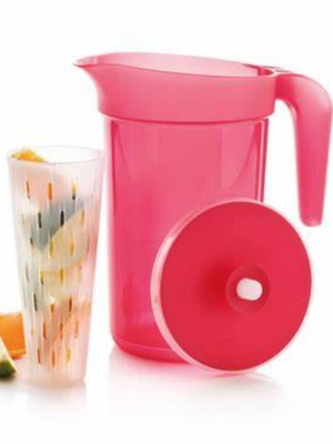 Tupperware Pitcher with Filter 2 Liters New
