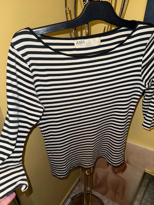 Zara striped top made from organic cotton like new, size S