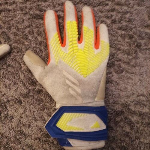 Football gloves used