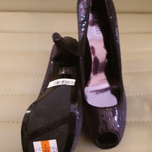 Nine West peep toe pumps new, size 41, black with sequins