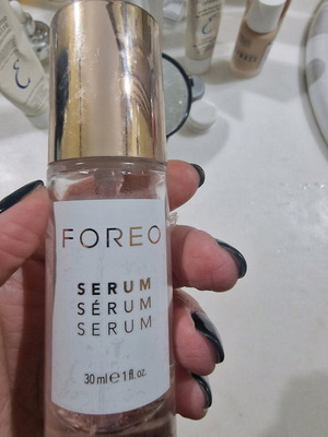 Foreo serum 30 ml μεταχειρισμένο, γεμάτο στο 80%