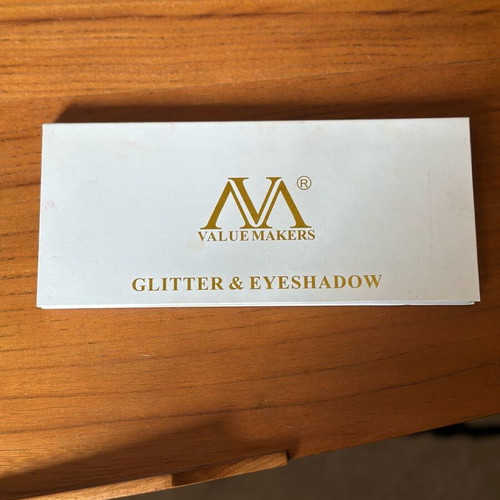 Value Makers eyeshadow and glitter palette like new