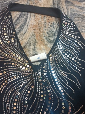 Evening top new size M, black with sequins