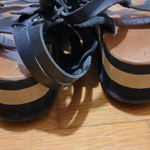 NISY Black Leather Gladiator Sandals Size 37 Used
