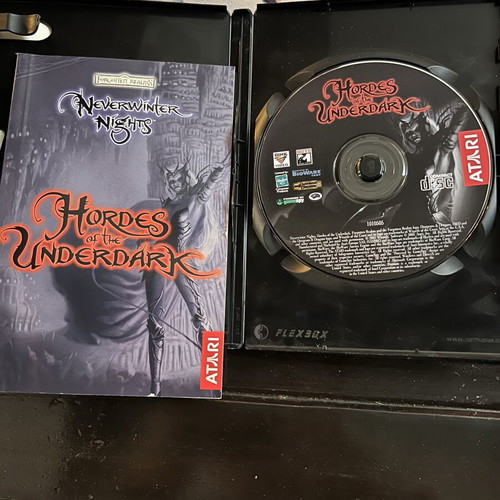 Neverwinter Nights PC game pack used, Shadows of Undrentide, Hordes of the Underdark, NWN 2