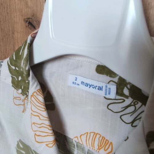 Hawaii Mayoral short sleeve shirt like new, size 2 years