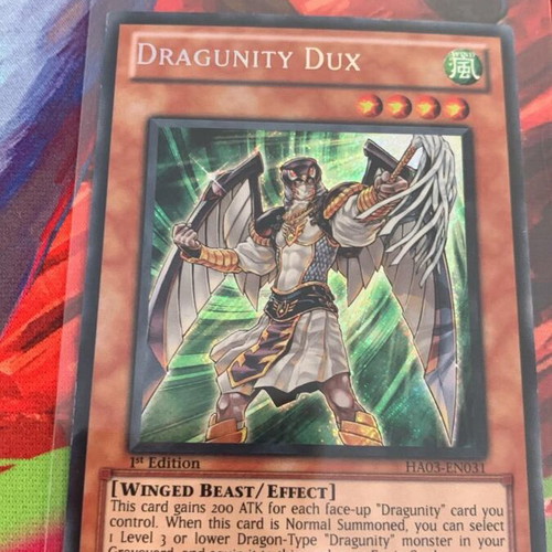 Dragunity Dux secret rare Yu-Gi-Oh card new