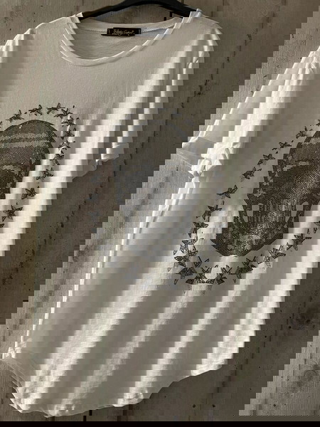 T shirt με νεκροκεφαλή