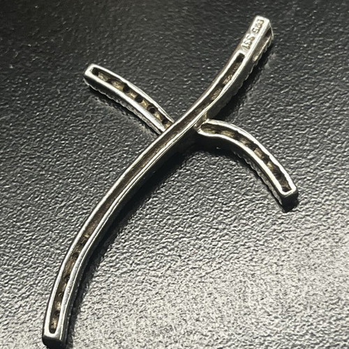 Silver Cross 925 modern wavy design with stones like new