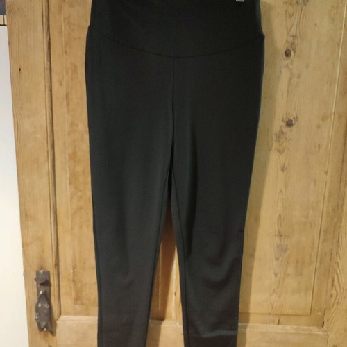 Sinsay sports leggings like new, black and burgundy, set of 2