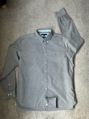 Tommy Hilfiger men's gray shirt XL used