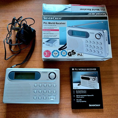 SilverCrest PLL World Receiver portable digital radio