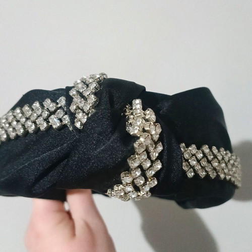 Hairband with rhinestones
