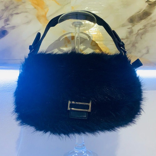 Fur shoulder bag new black