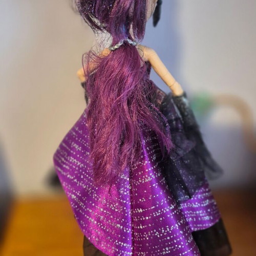 Ever After High Raven Queen Thronecoming doll used with minor flaw