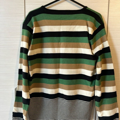 Striped colorful thin pullover like new