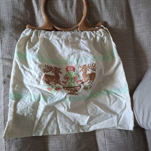 Handmade fabric shoulder bag like new, white