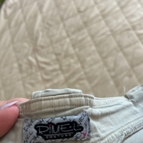 Dimel – Khaki pants with style and comfort