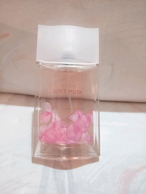 Perfume 50ml new, powdery scent from a known brand