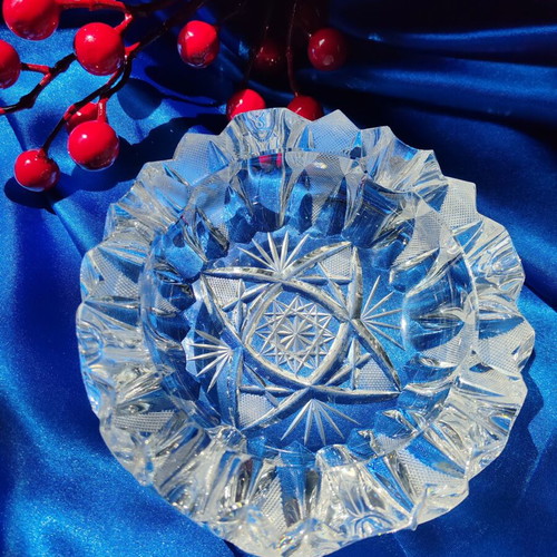 Vintage crystal ashtrays set of 2, lead crystal Bohemia, like new