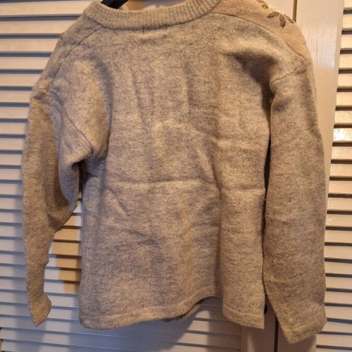 La Reine gray wool cardigan like new