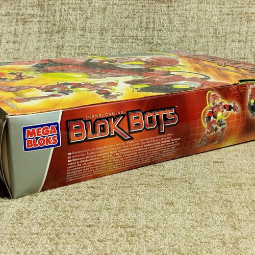 Mega Bloks Clash Transforming Blok Bots 9391 sealed vintage toy