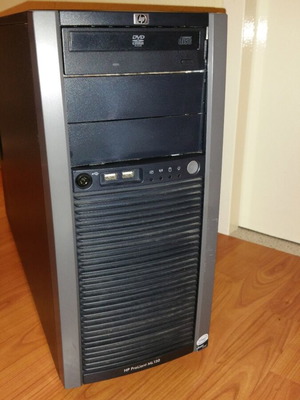 HP ProLiant Server Series Model HSTNS-7100 used, functional without disks
