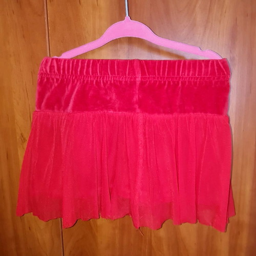 Children's skirt red velour tulle like new, 2 years old