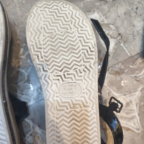 Bozikis flatform sandals black and white like new, size 39